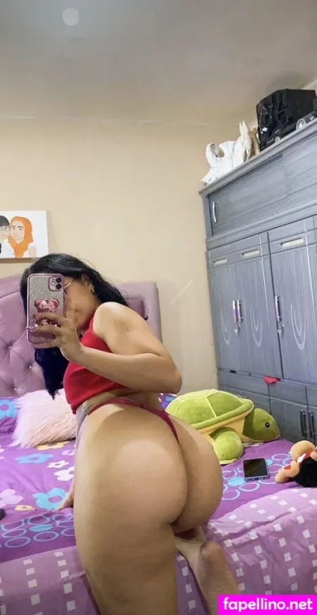 Rosiebaee OnlyFans Thumbnail #2xcD0Dj9Sr