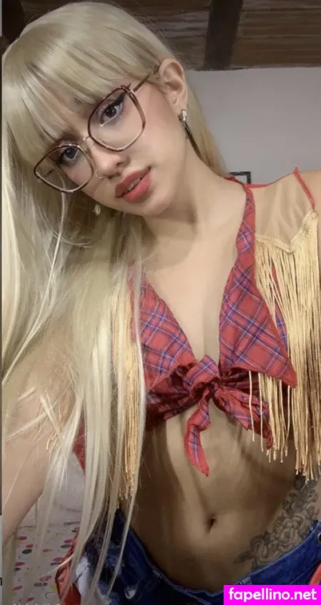 Rosiebaee OnlyFans Thumbnail #GzQp3CSgTJ