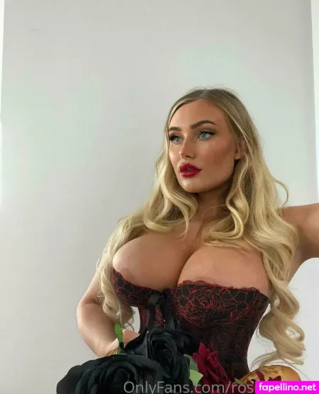 Rosieeharper OnlyFans Thumbnail #KNRbzgVf3t
