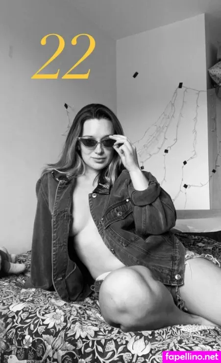Rosieesunday OnlyFans Thumbnail #4GalR6fsPt
