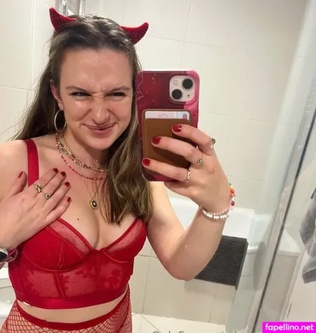 Rosieesunday OnlyFans Thumbnail #Q2yomTmYIP