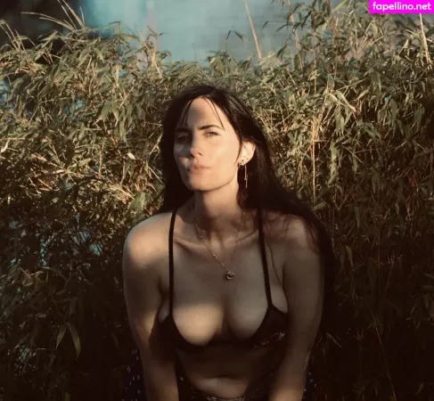 Rosiefinchgirl OnlyFans Thumbnail #qQYS1v2fzi