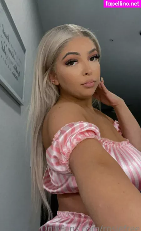 Rosiefree OnlyFans Thumbnail #rEnZ9cWUgT