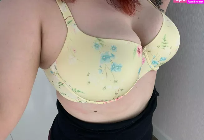 Rosiegrays89 OnlyFans Thumbnail #RnzO4OP0f7
