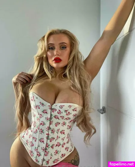 Rosieharper OnlyFans Thumbnail #JWNS1TFRUr