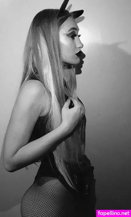 Rosieharper OnlyFans Thumbnail #dVx4ZeBMKk