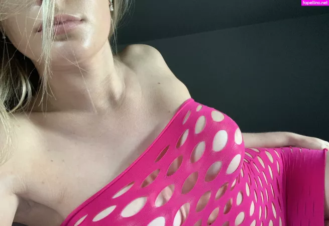 Rosielovers21 OnlyFans Thumbnail #X74R53CUZ1