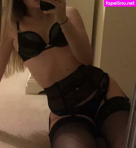 Rosielovers21 OnlyFans Thumbnail #aV2Le70NjV