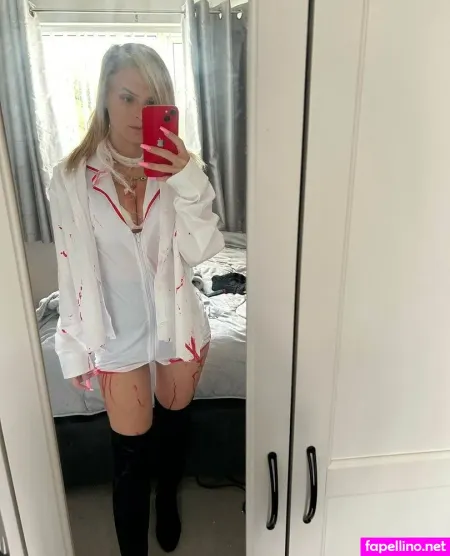 Rosiemaemiles OnlyFans Thumbnail #8lL8g3X9EL