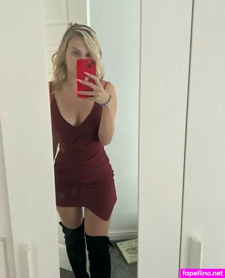 Rosiemaemiles OnlyFans Thumbnail #acpPCGVJAT