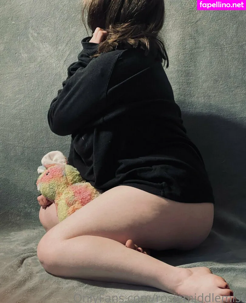 rosiemiddlemist, rosiemiddleton_ Nude Leaked OnlyFans Photo #DGIfvLE28C