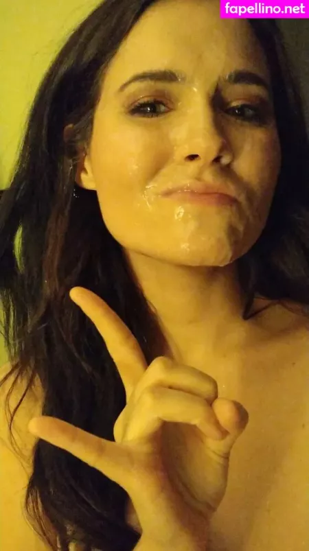 Rosieposie1317 OnlyFans Thumbnail #wVYkSLCkW3