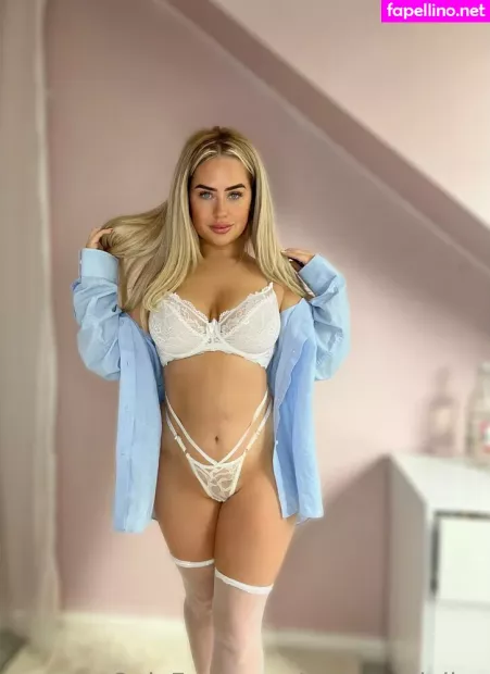 Rosierendallxo OnlyFans Thumbnail #z0AyQ6AUY1