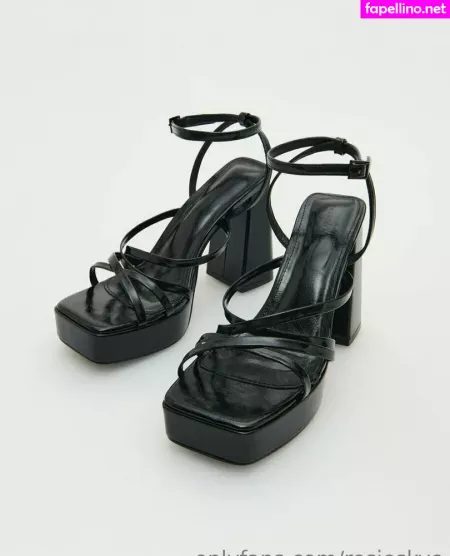 Rosieskye OnlyFans Thumbnail #4IWRE04x5i