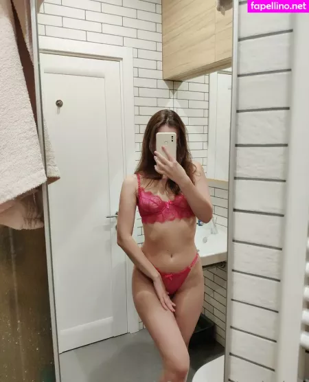 Rosieskye OnlyFans Thumbnail #8hgF0D7Eio