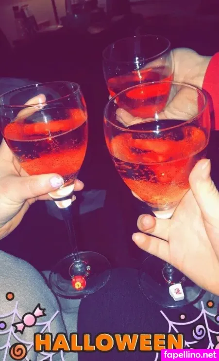 Rosiethornx OnlyFans Thumbnail #PYKr2qwZFI