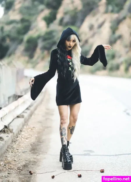 Rosiewestttt OnlyFans Thumbnail #39QNGm7qh0