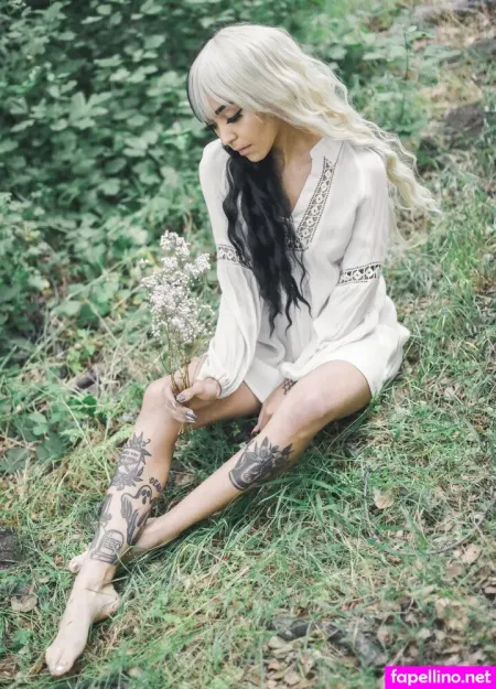 Rosiewestttt OnlyFans Thumbnail #3iIVFg4tPg