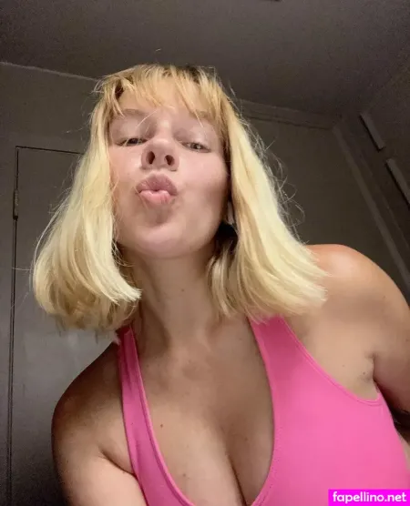 Rosiexxxvip OnlyFans Thumbnail #55vhoxpZxM