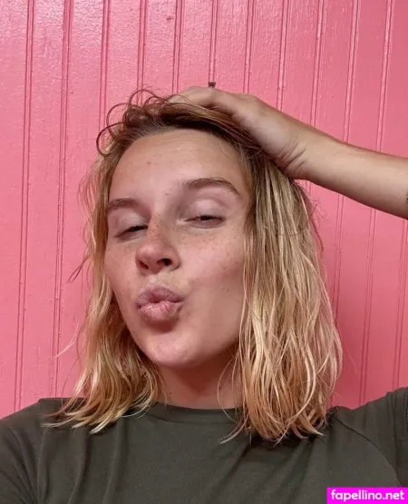 Rosiexxxvip OnlyFans Thumbnail #5JBQST8pwm