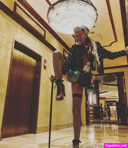 Rosifox Main Profile Photo