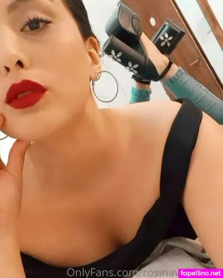 Rosinavaliente2 OnlyFans Thumbnail #m7P5hRdPj1