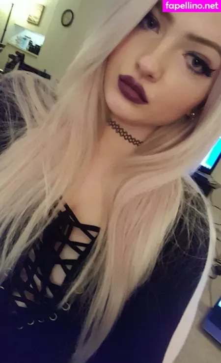 Roslyntaber OnlyFans Thumbnail #HsRBMmmpCJ