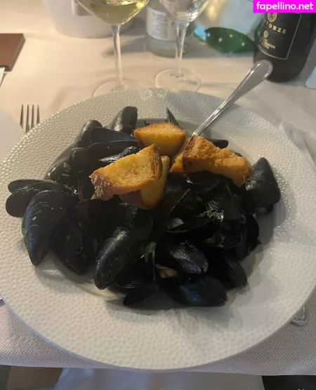 Ross Ella OnlyFans Thumbnail #p4FSIOYfZU