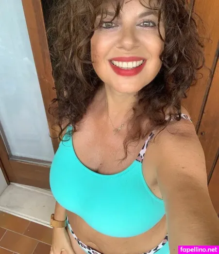 Rossana Doria OnlyFans Thumbnail #uA8XGzAHsF