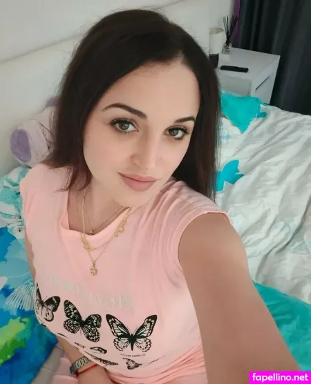 Rossana Sexy OnlyFans Thumbnail #LrrtSNMXrJ