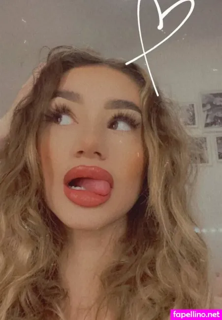 Rossellaml OnlyFans Thumbnail #UYvnl76CO5