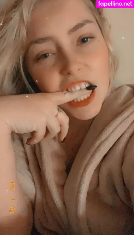 Rosy Blondbabe OnlyFans Thumbnail #W7ceFky3Pk