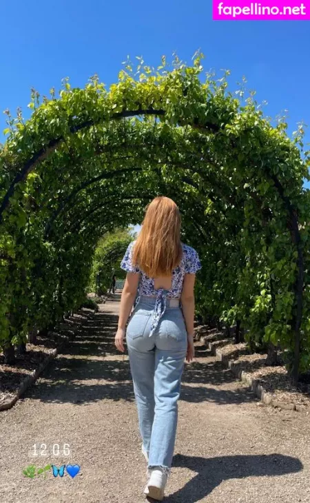 Rosyshimmer OnlyFans Thumbnail #7CbHmhkuBk