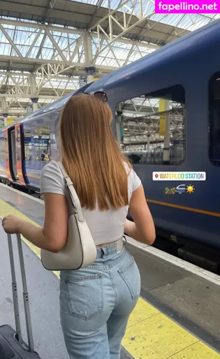 Rosyshimmer OnlyFans Thumbnail #DByfW4ThN4