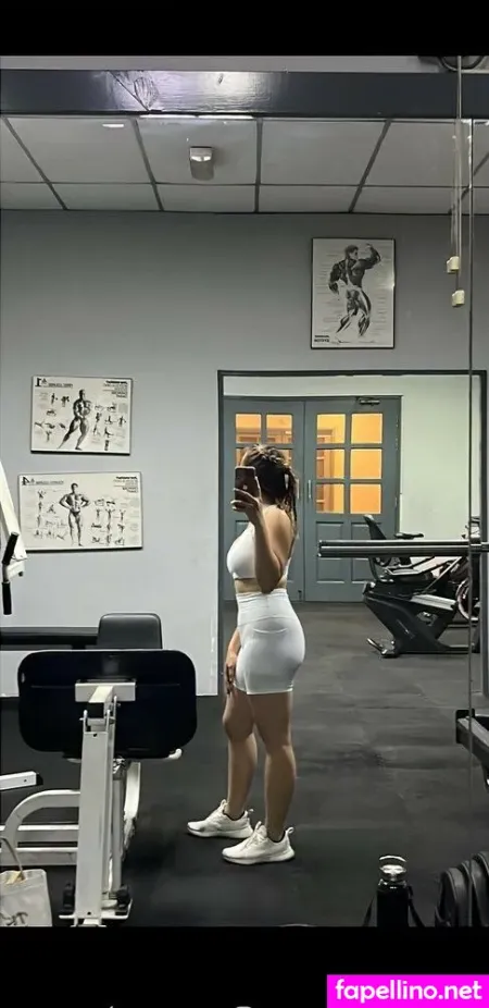 Rosyulina OnlyFans Thumbnail #vgRfRW5wsR