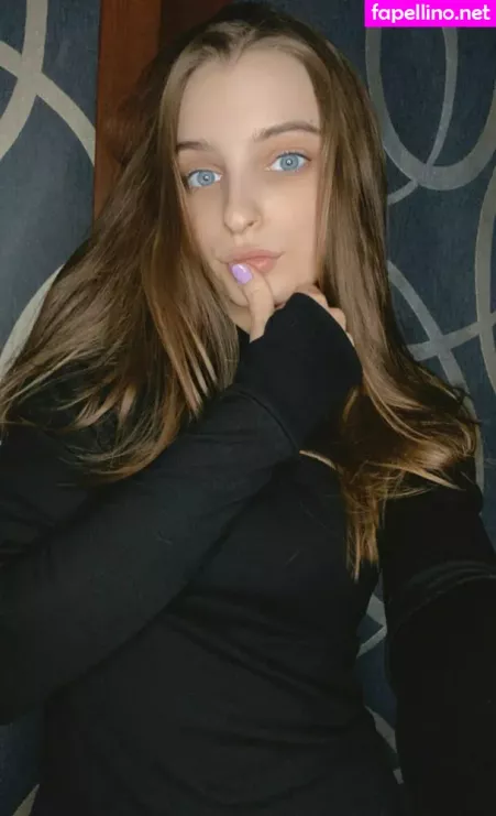 Rosyxoxox OnlyFans Thumbnail #1uDhctn6KX