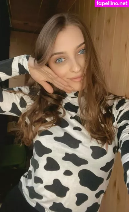 Rosyxoxox OnlyFans Thumbnail #4sx6efM8Xl