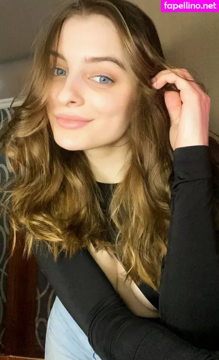 Rosyxoxox OnlyFans Thumbnail #pGzyIEbti8