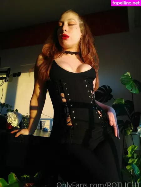 Rotlicht OnlyFans Thumbnail #FyABi9pLNx