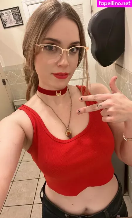 Roun Sa Ville OnlyFans Thumbnail #FO04dNLq1a