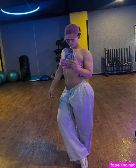 Rouse Leon OnlyFans Thumbnail #T2iNXdSlJT