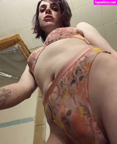 Rowan OnlyFans Thumbnail #1IPorYG8WD