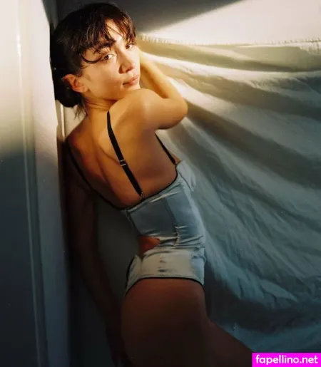 Rowanblanchard OnlyFans Thumbnail #OaiQMzoQVP