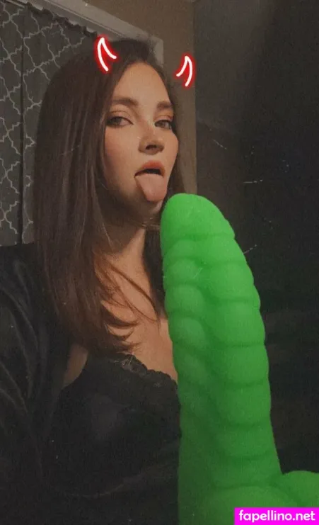 Rowanswovles OnlyFans Thumbnail #dxUuEfNf6L