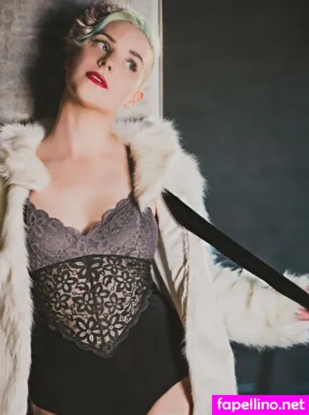 Rowen Oak Rowen Rules OnlyFans Thumbnail #6sUcLv1Bpt