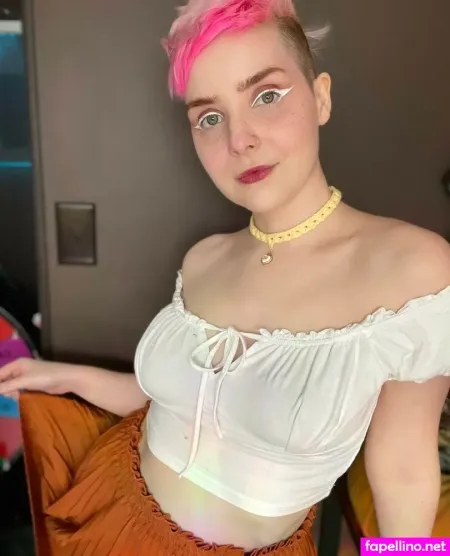 Rowen Oak OnlyFans Thumbnail #Ecia2KWGFd
