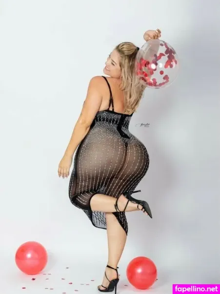 Rowsforester OnlyFans Thumbnail #9pZBvholt1