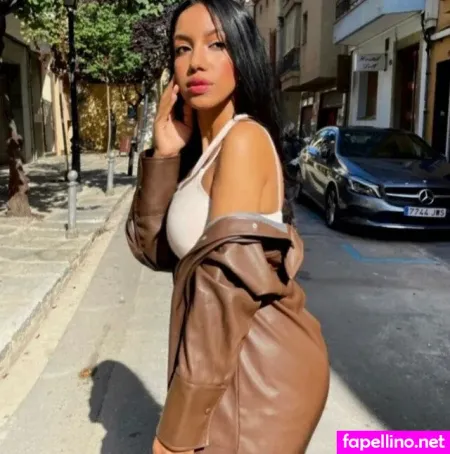 Rox Asmr Main Profile Photo