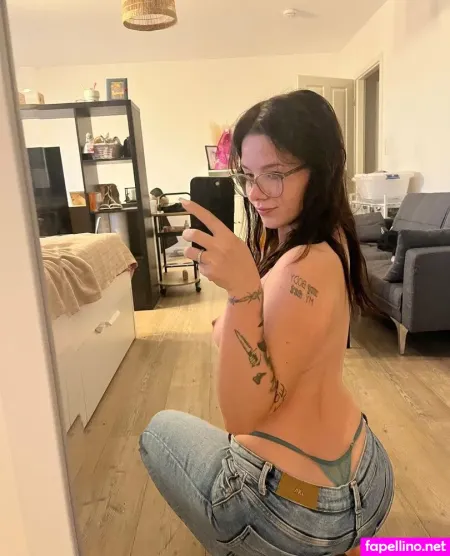 Rox Black OnlyFans Thumbnail #m3k7QrufzC