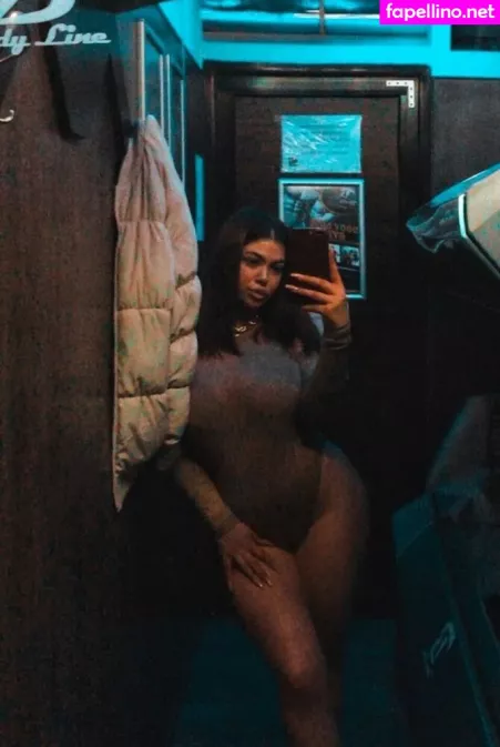 Roxana Elena OnlyFans Thumbnail #dYgg3V89S2